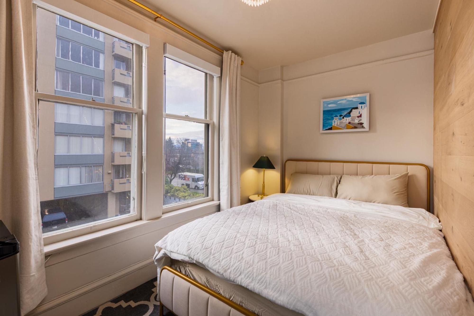 The Hunter House Bed And Breakfast Ванкувър Екстериор снимка