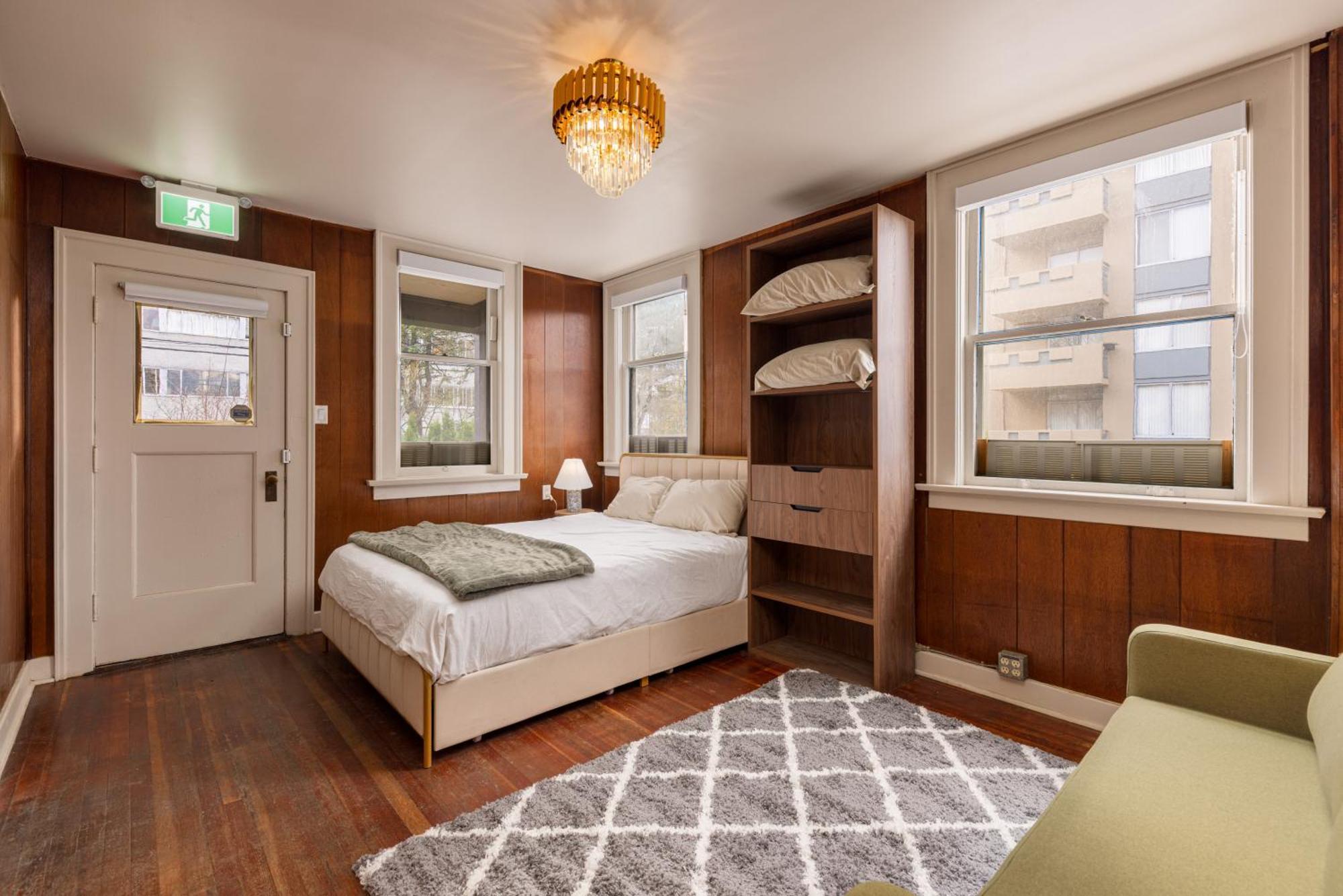 The Hunter House Bed And Breakfast Ванкувър Екстериор снимка